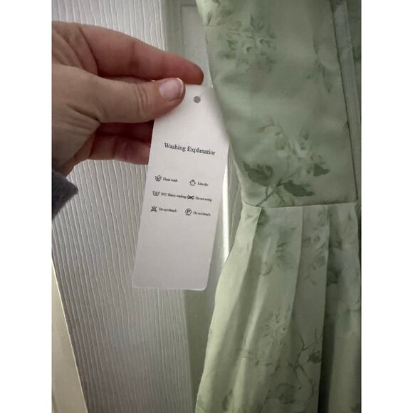 Green Floral Bridgerton Inspired Dress Size 12 NWT - Picture 3 of 8